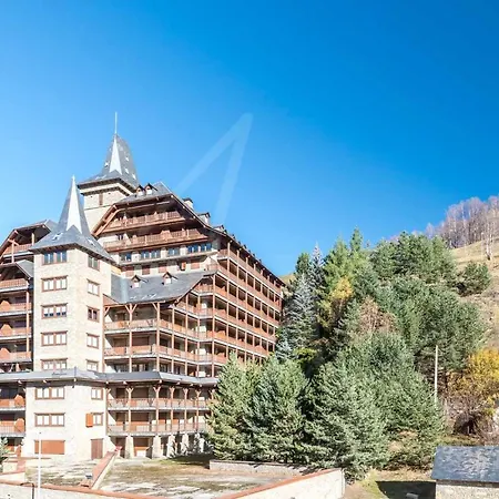 Amitges By Seamount * Baqueira Beret